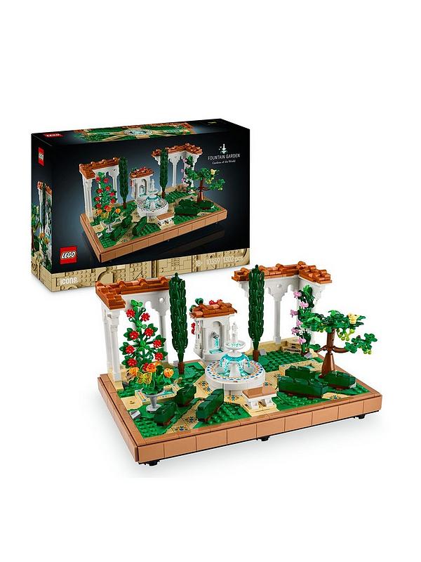 LEGO® Icons Fountain Garden 10359