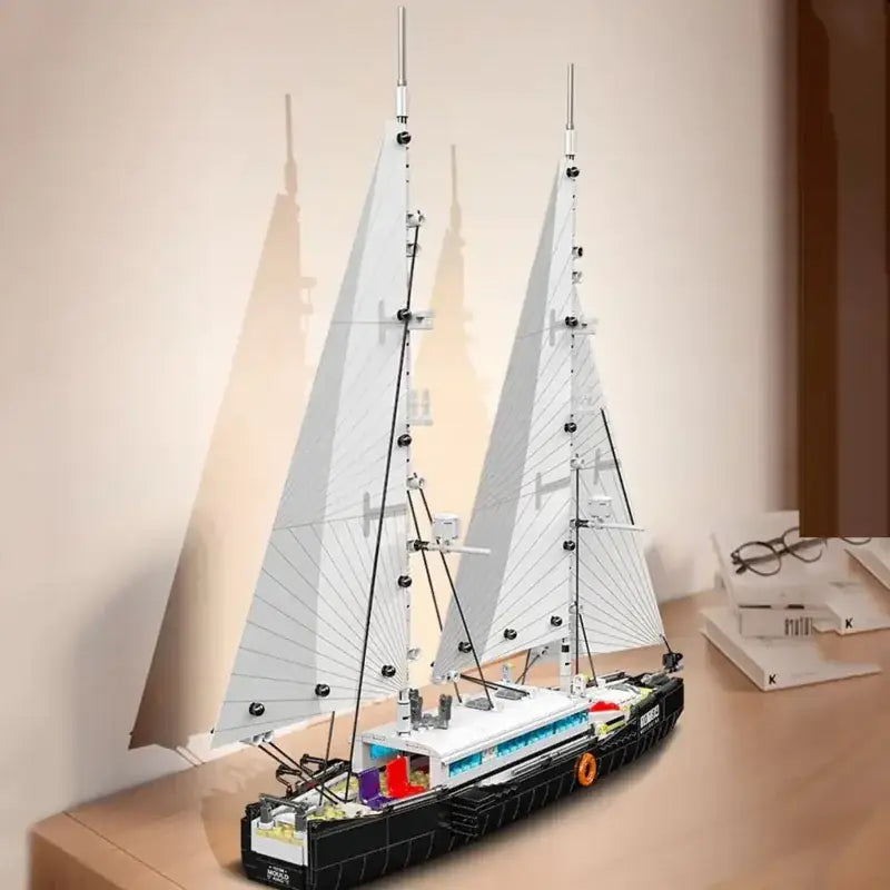 MouldKing Modern Twin-Masted Sailboat 10194
